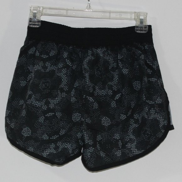 🚨 Champion Lined Athletic Shorts with inside pocket Size M - Picture 2 of 6